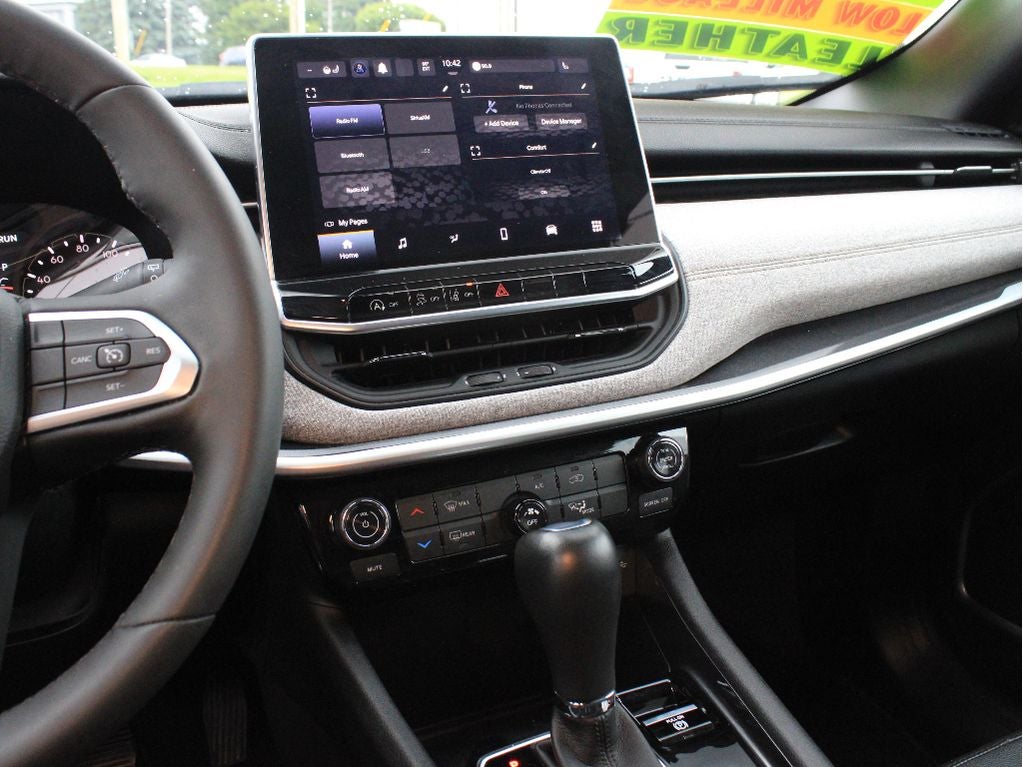 2023 Jeep Compass Latitude Lux