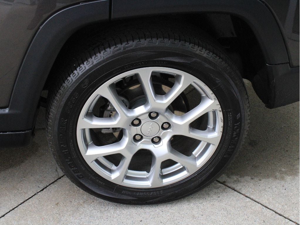 2023 Jeep Compass Latitude Lux