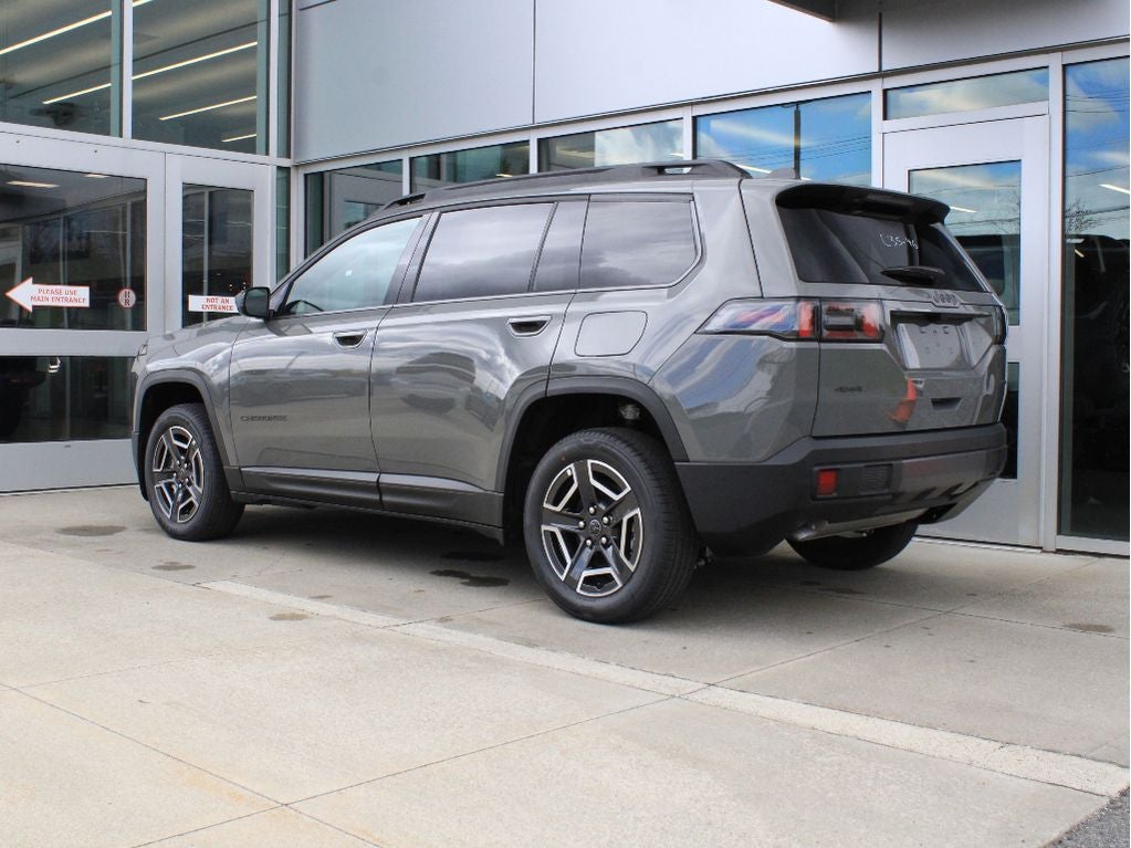 2026 Jeep Cherokee Laredo