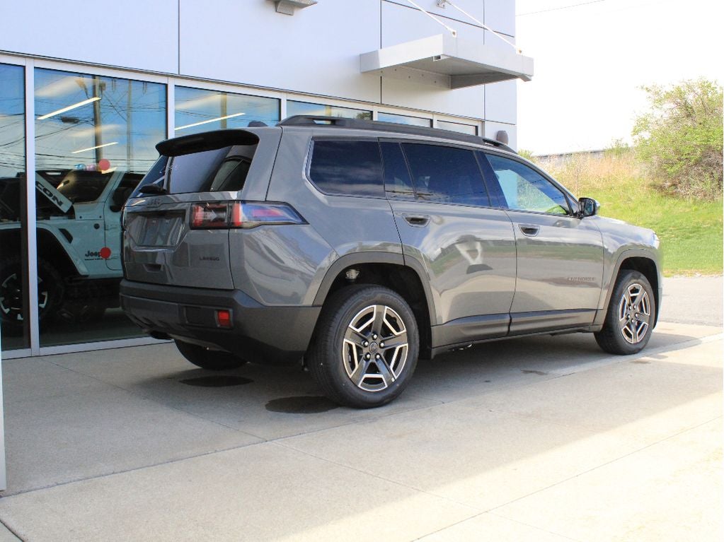 2026 Jeep Cherokee Laredo