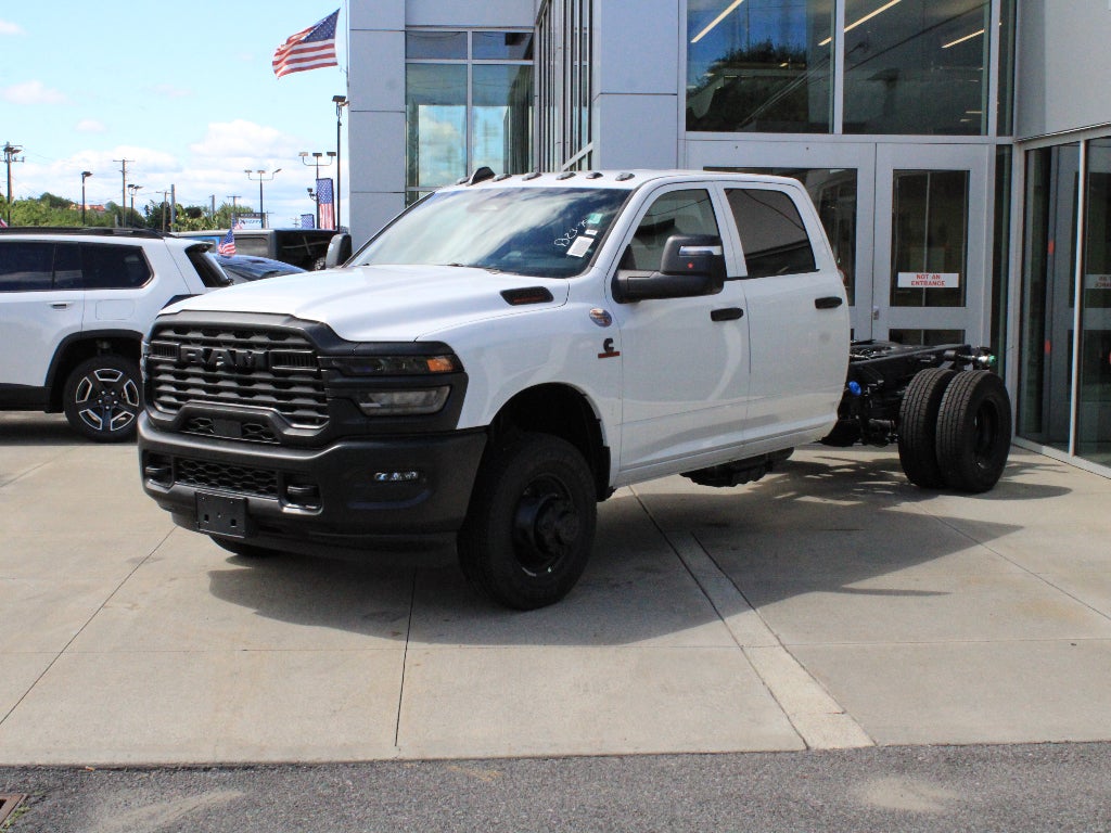 2026 RAM 3500 Chassis Tradesman