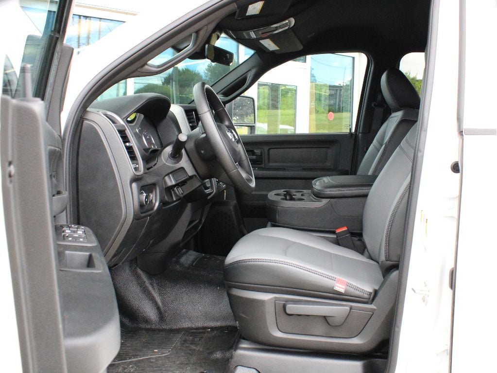 2026 RAM 3500 Chassis Tradesman