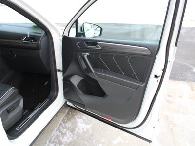 2023 Volkswagen Tiguan SEL R-Line