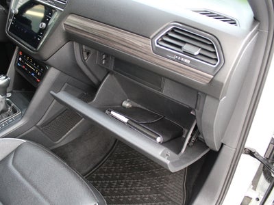 2023 Volkswagen Tiguan SEL R-Line