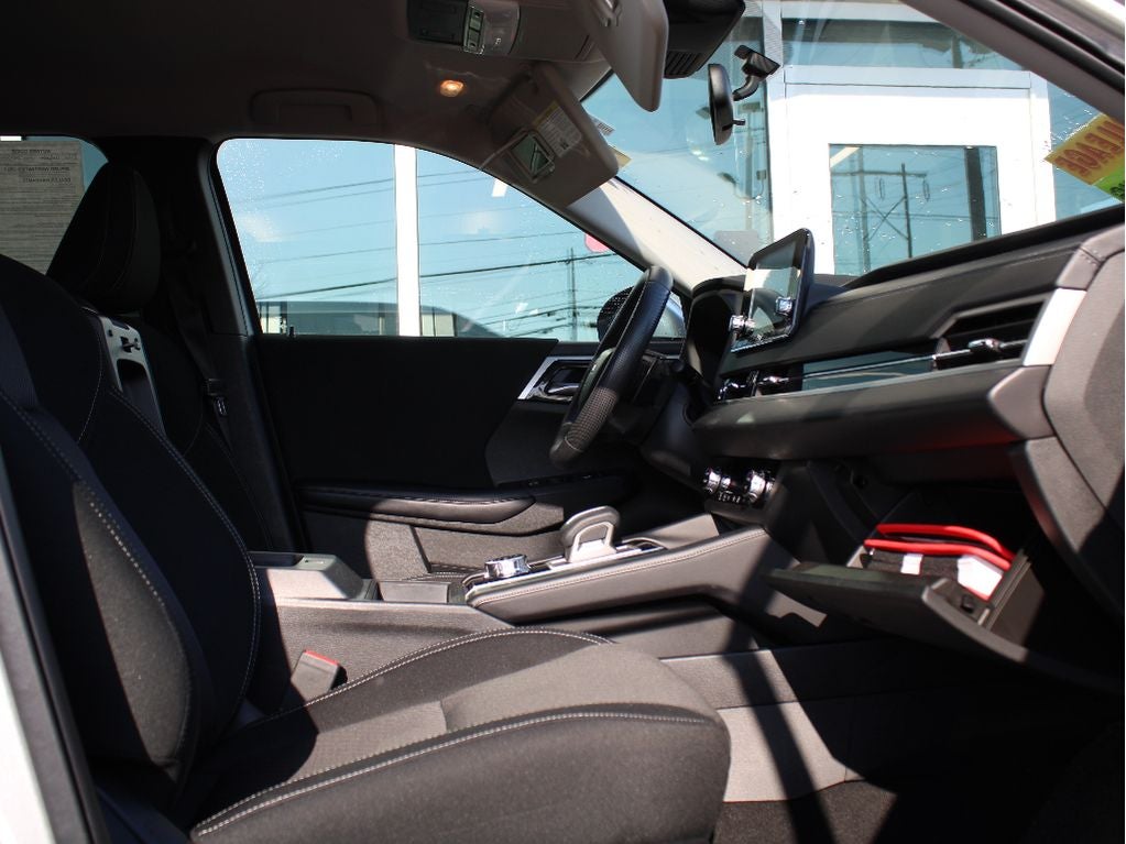 2022 Mitsubishi Outlander ES