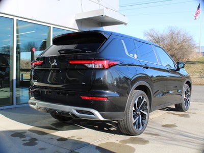 2022 Mitsubishi Outlander SE