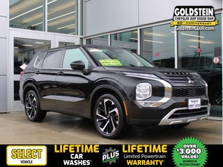 2022 Mitsubishi Outlander SE