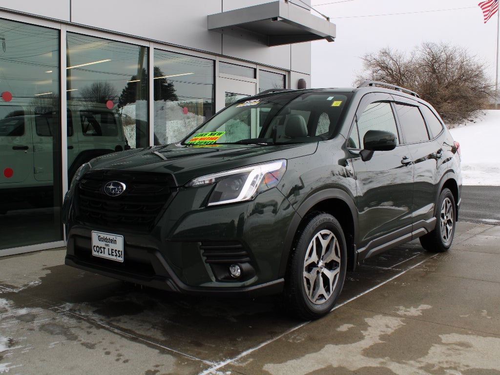 2024 Subaru Forester Premium