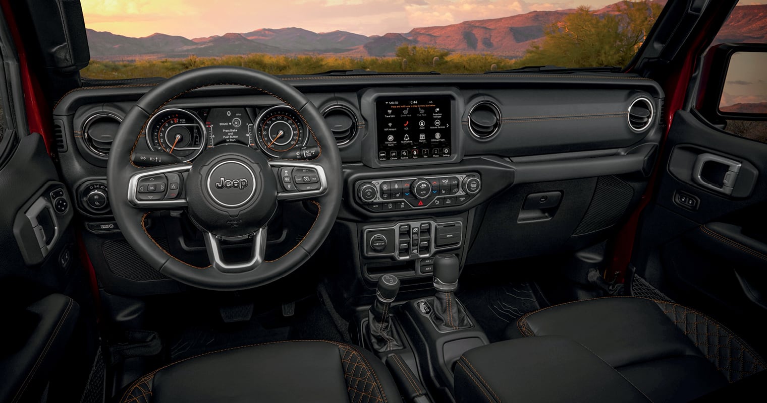 2022 Jeep Gladiator interior dashboard and infotainment
